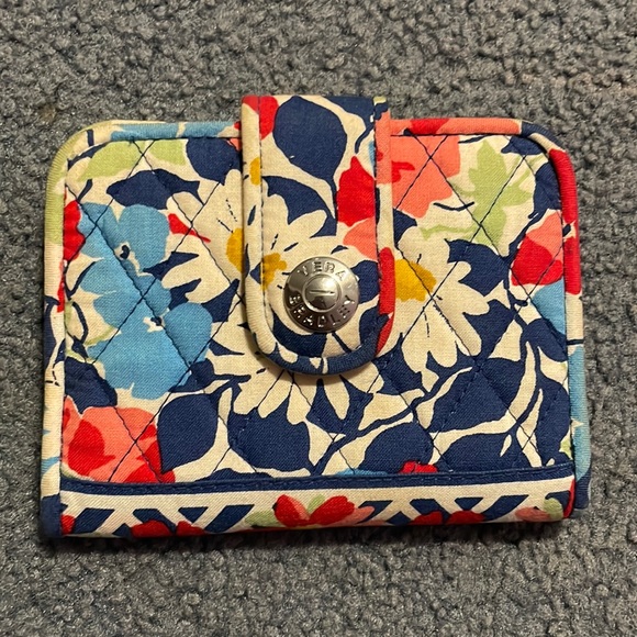 Wallet - Picture 1 of 2